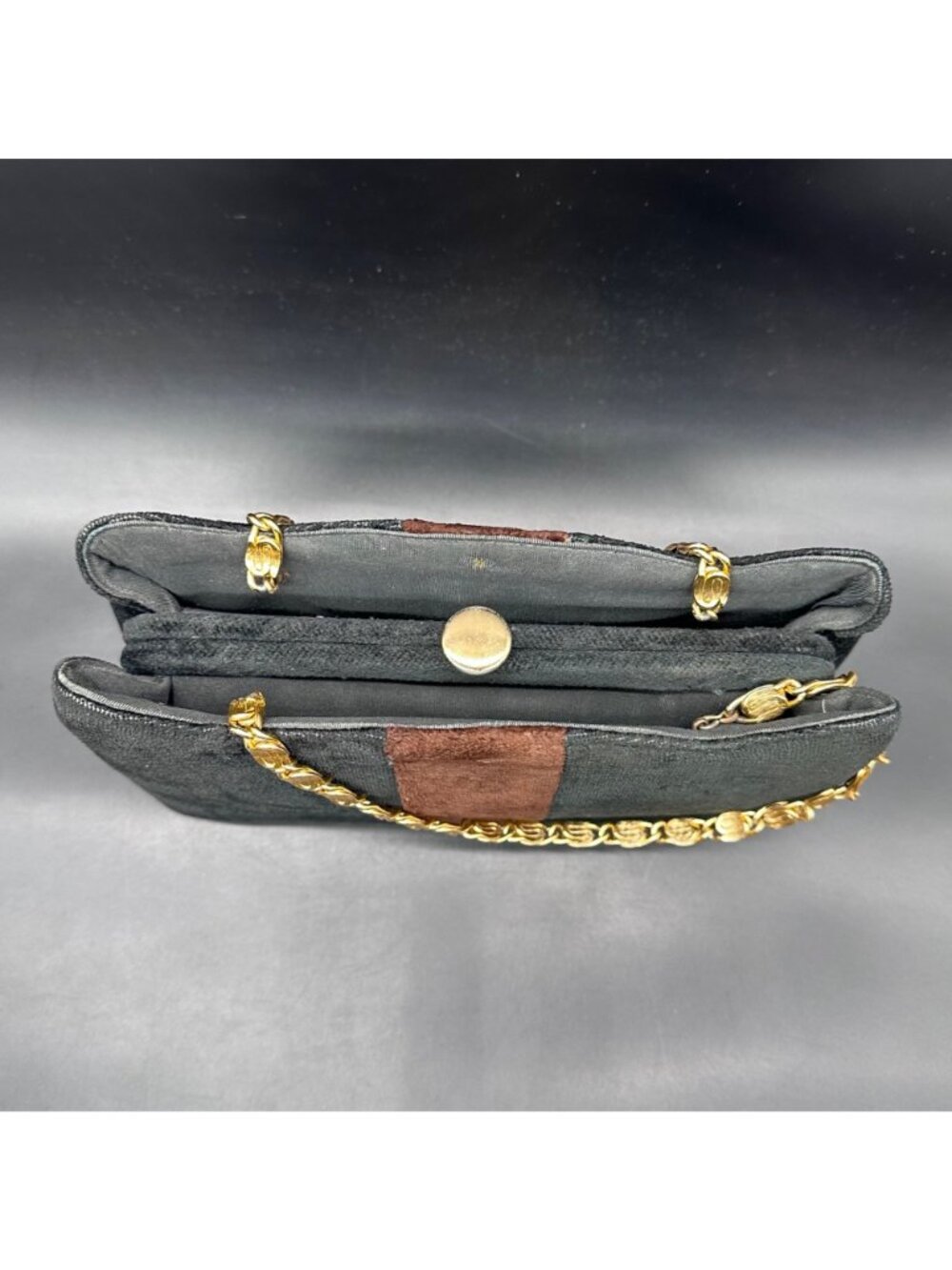 Vintage Black Brown Purse Crown Lewis Gold Chain Handles Mid Century Handbag - Picture 7 of 16